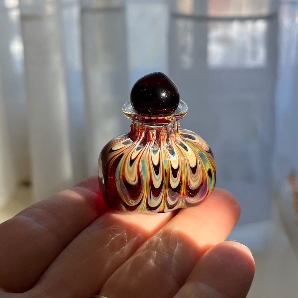 Beautiful Mini Handblown Glass Perfume Bottle w/stopper